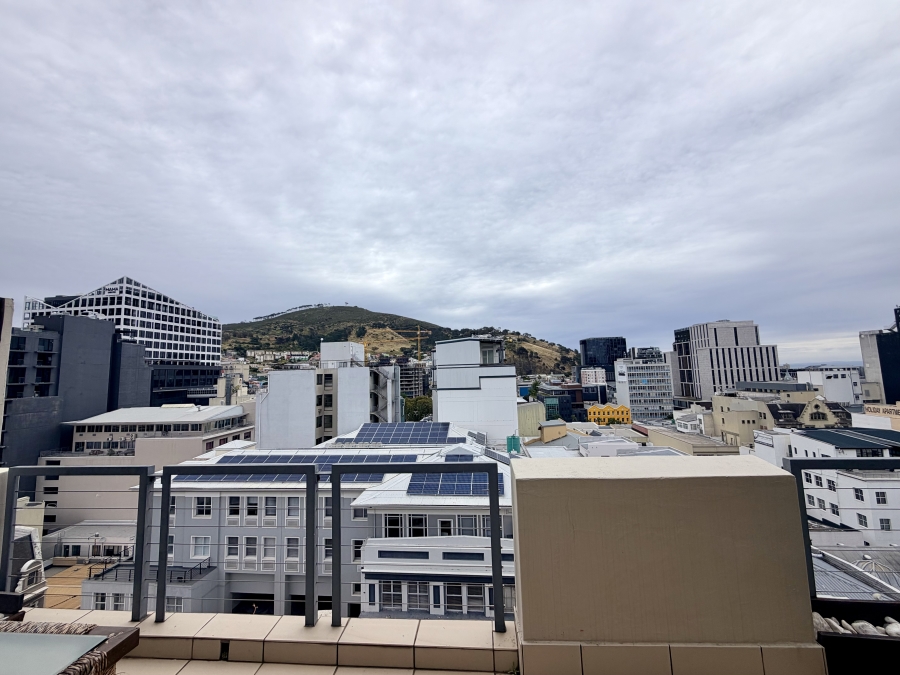 2 Bedroom Property for Sale in Cape Town City Centre Western Cape